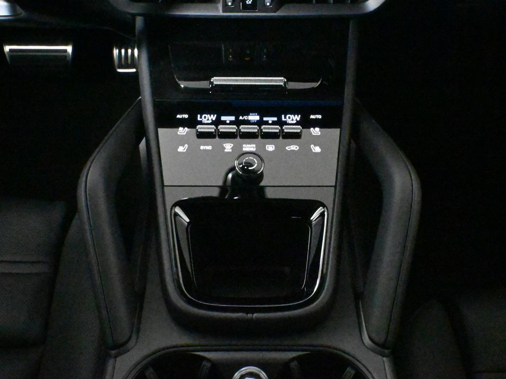 Thumbnail: 2026 Porsche  - 24