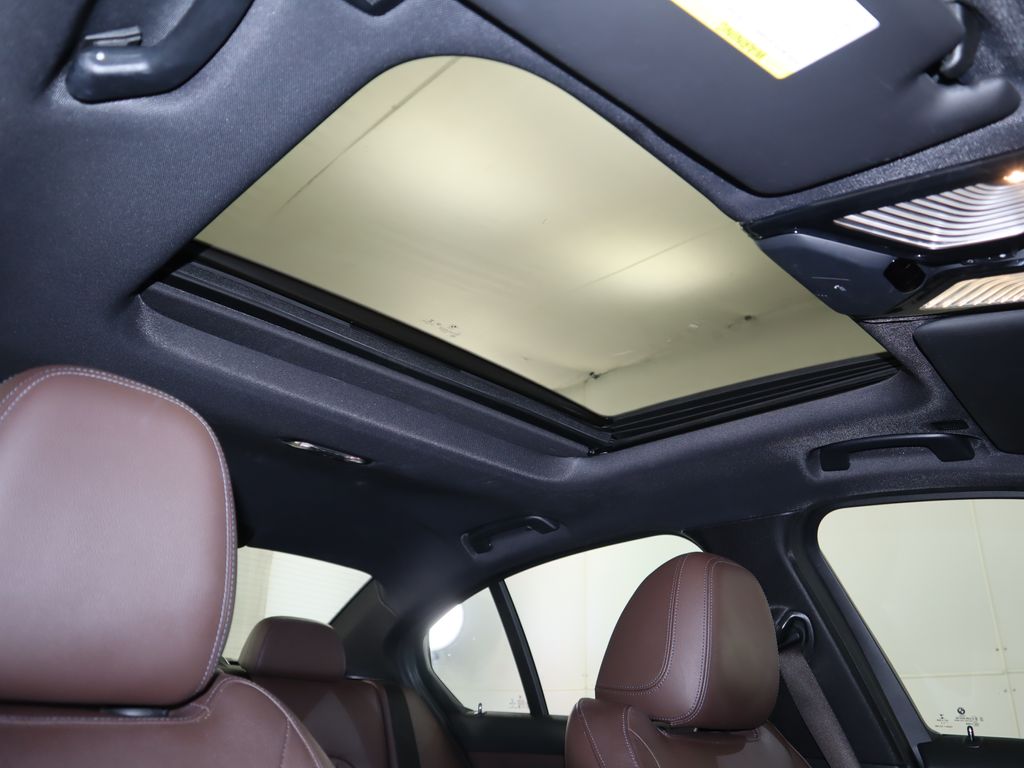 2022 BMW 3 Series 330i 19
