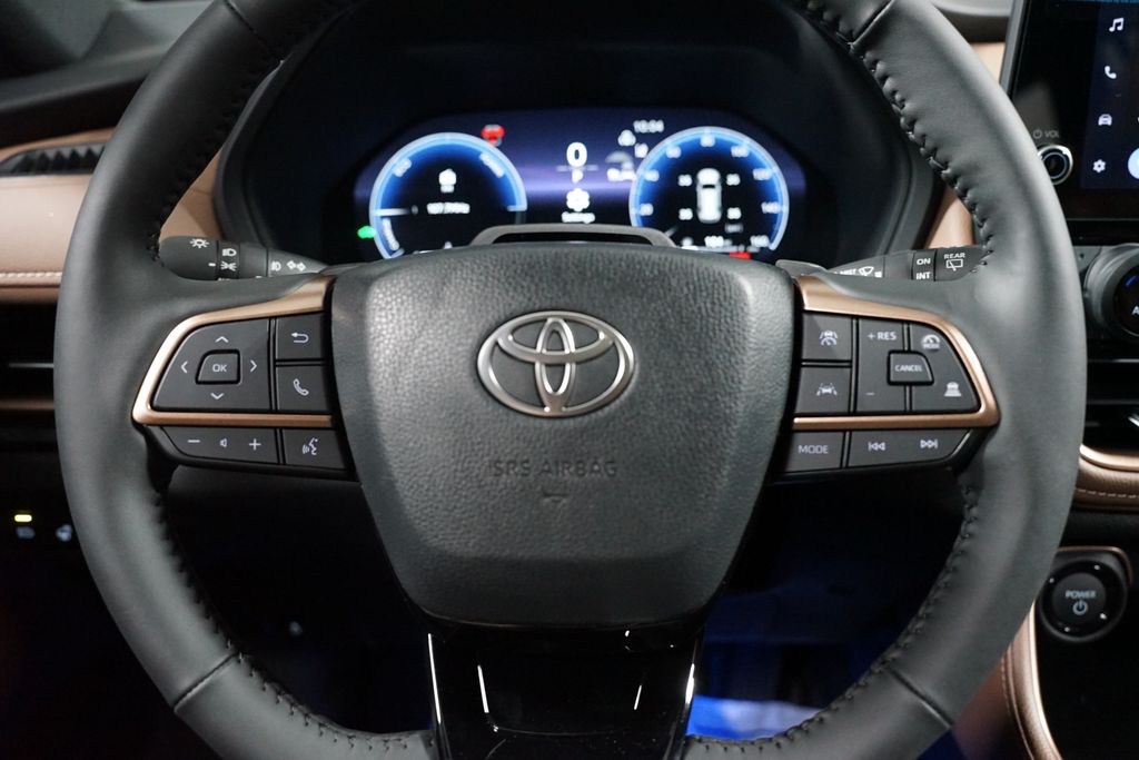 Thumbnail: 2026 Toyota Grand Highlander - 13