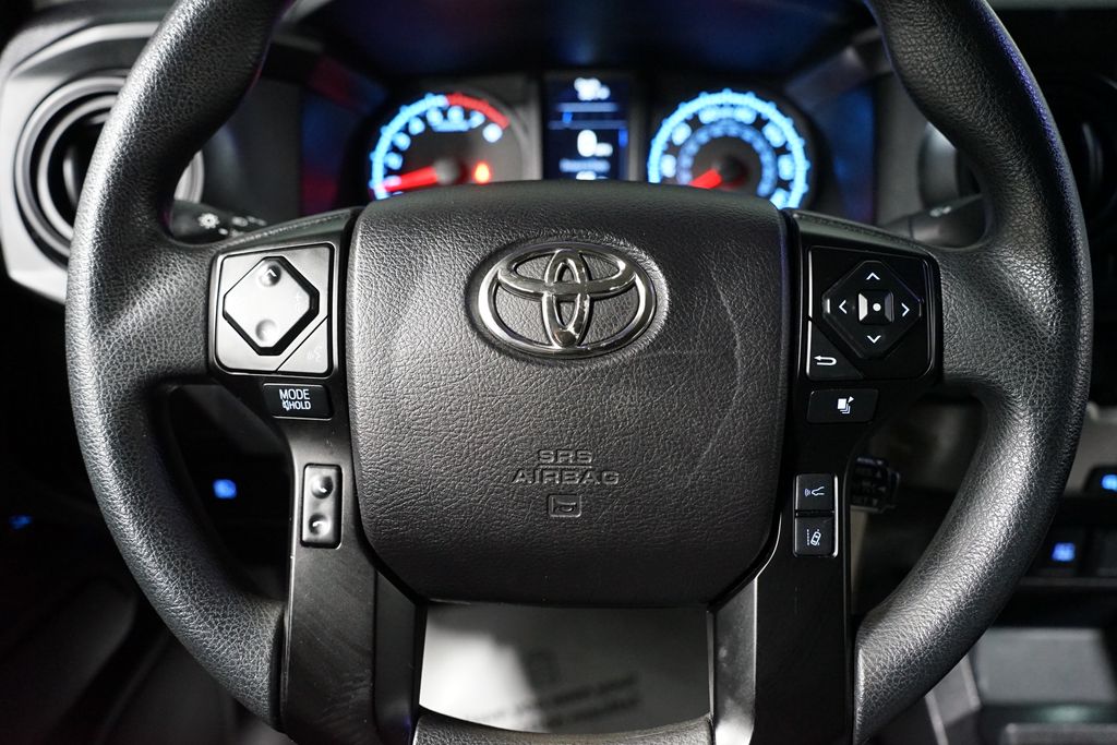 Thumbnail: 2022 Toyota Tacoma - 12