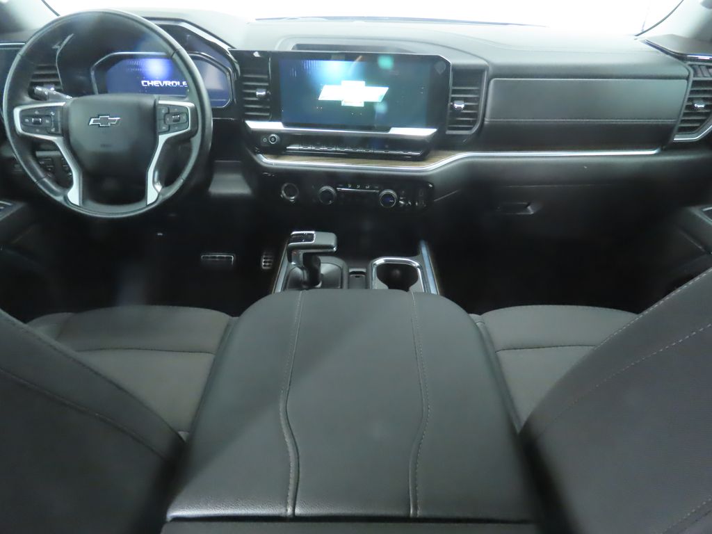 2024 Chevrolet Silverado 1500 RST 13