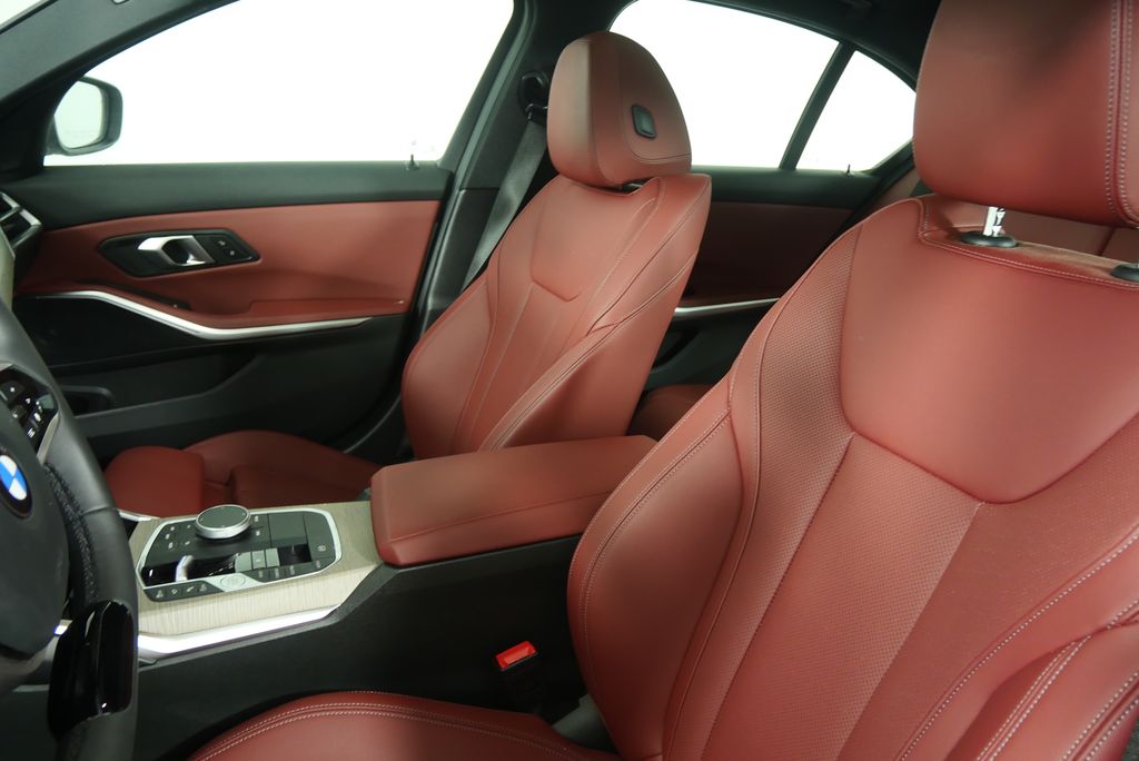 Thumbnail: 2025 BMW 3 Series - 11
