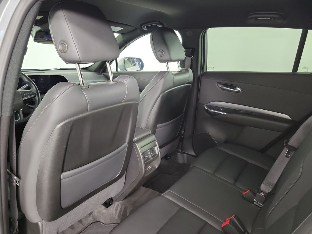2025 Cadillac XT4 Premium Luxury - 11