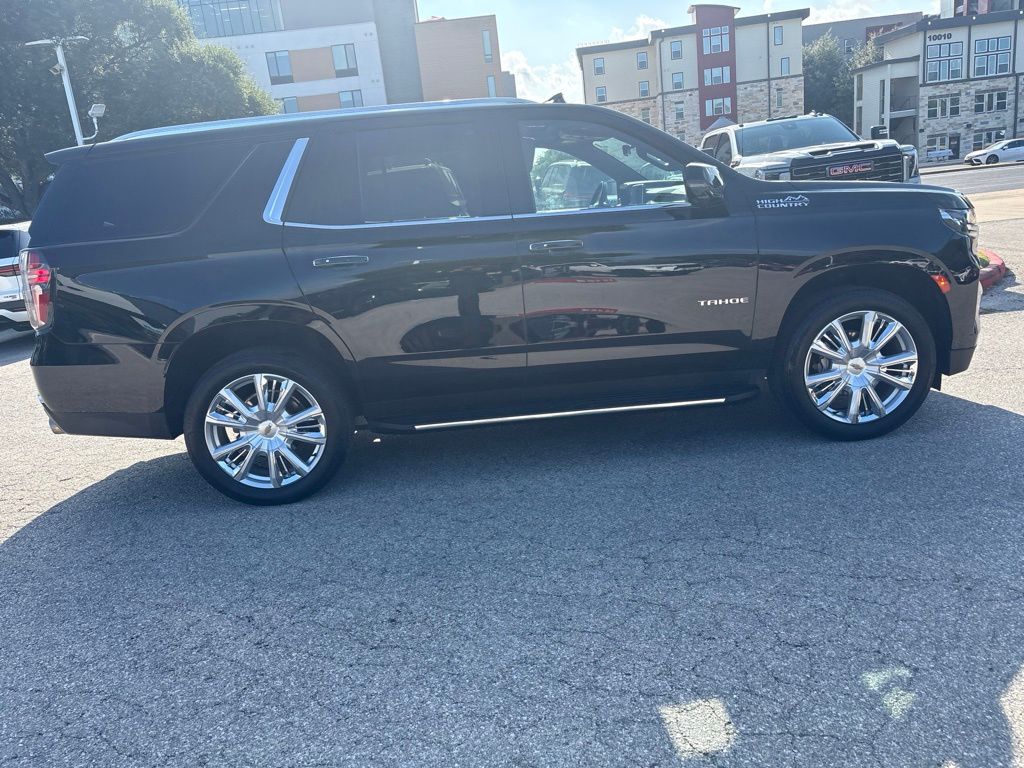 Thumbnail: 2024 Chevrolet Tahoe - 6