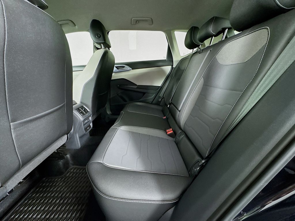 Used Car 2025 Volkswagen Taos  1.5t Se For Sale Under $25,000 In Austin, Texas