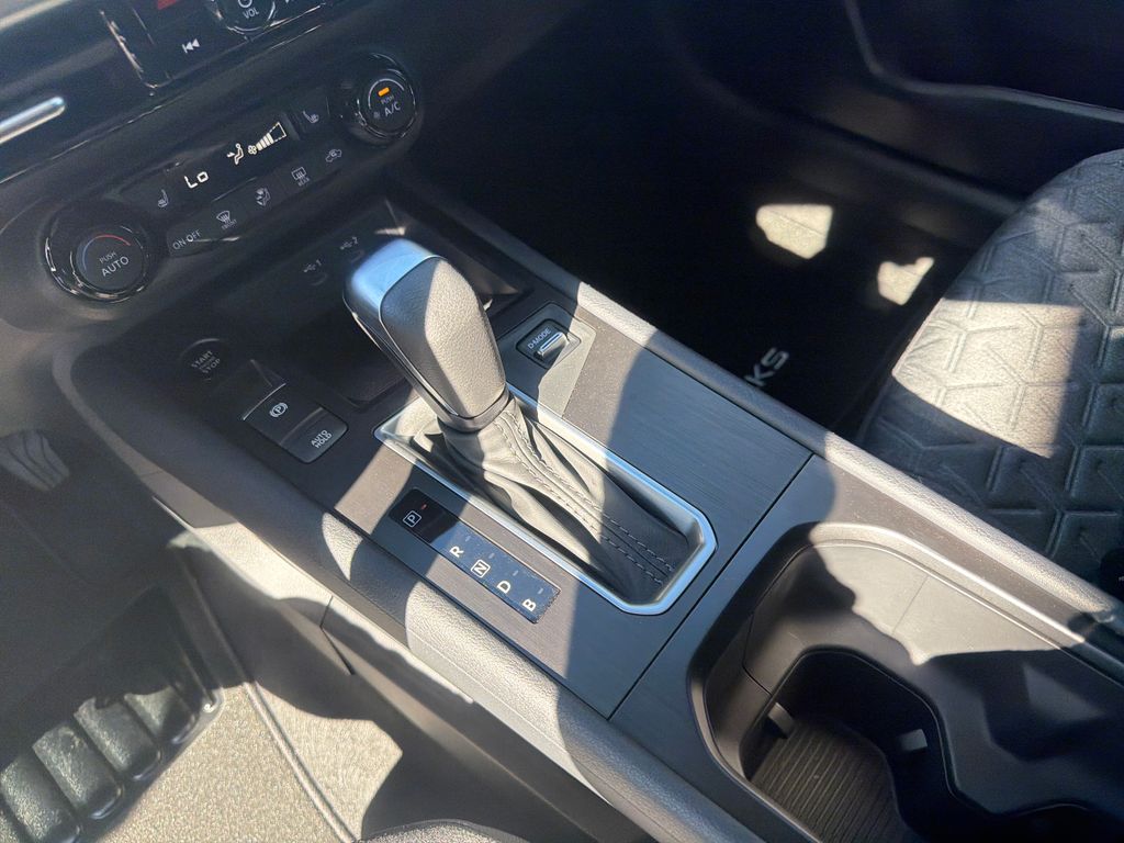 New 2026 Nissan Kicks SV 4D Sport Utility