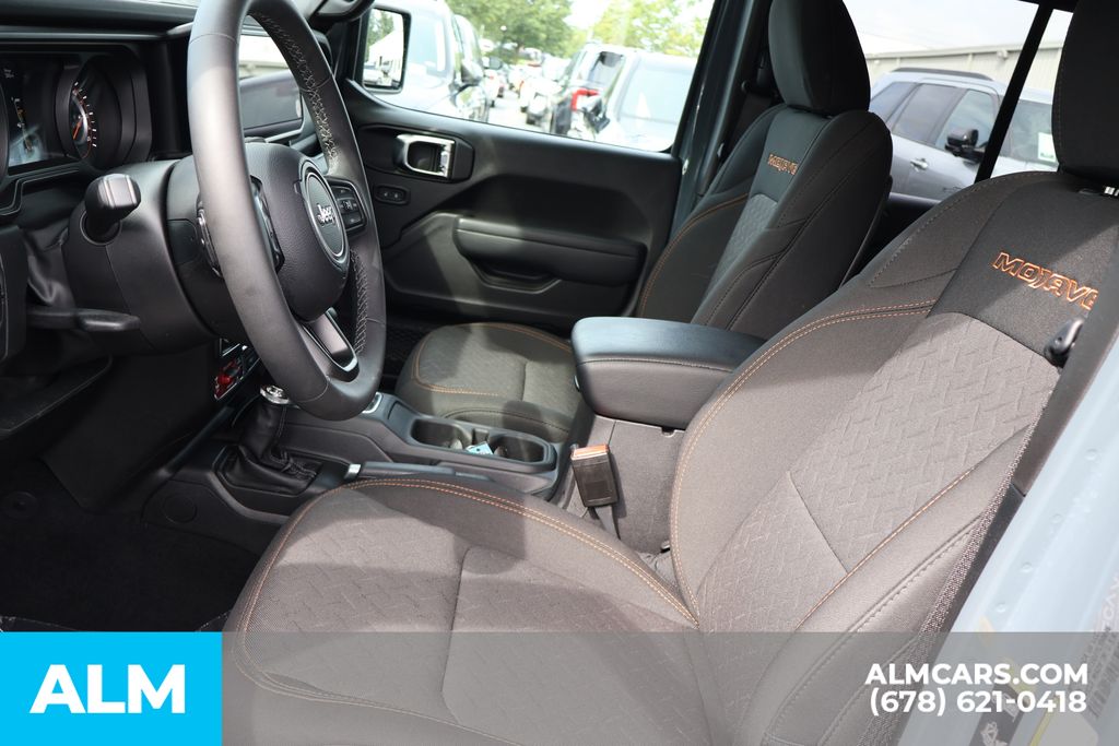 Used 2026 Gray Jeep Mojave image 14