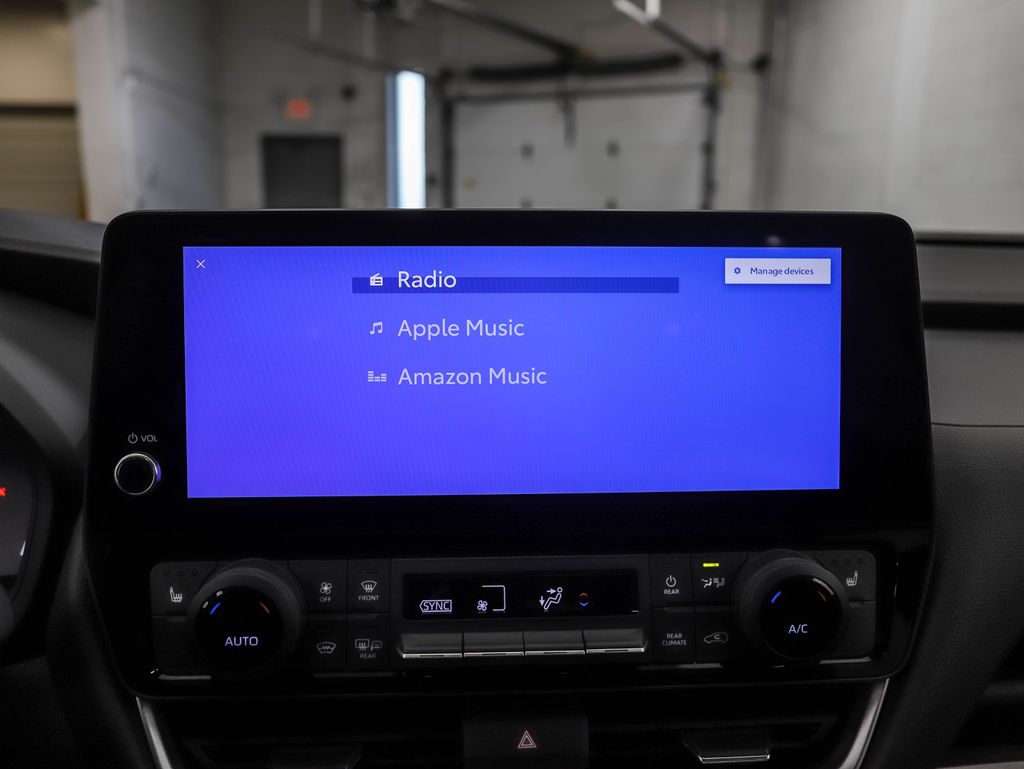 Thumbnail: 2024 Toyota Grand Highlander - 17