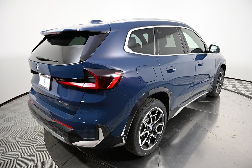 Thumbnail: 2026 BMW X1 - 5