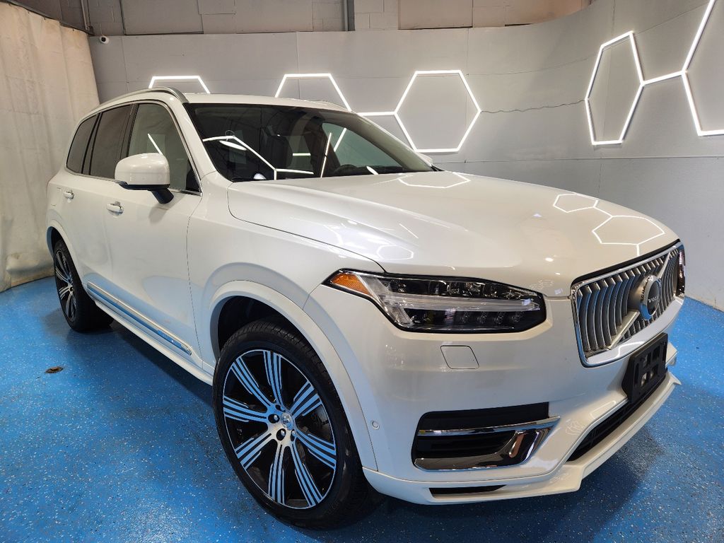 2022 Volvo XC90 Recharge Inscription Extended Range 6-Passenger eAWD