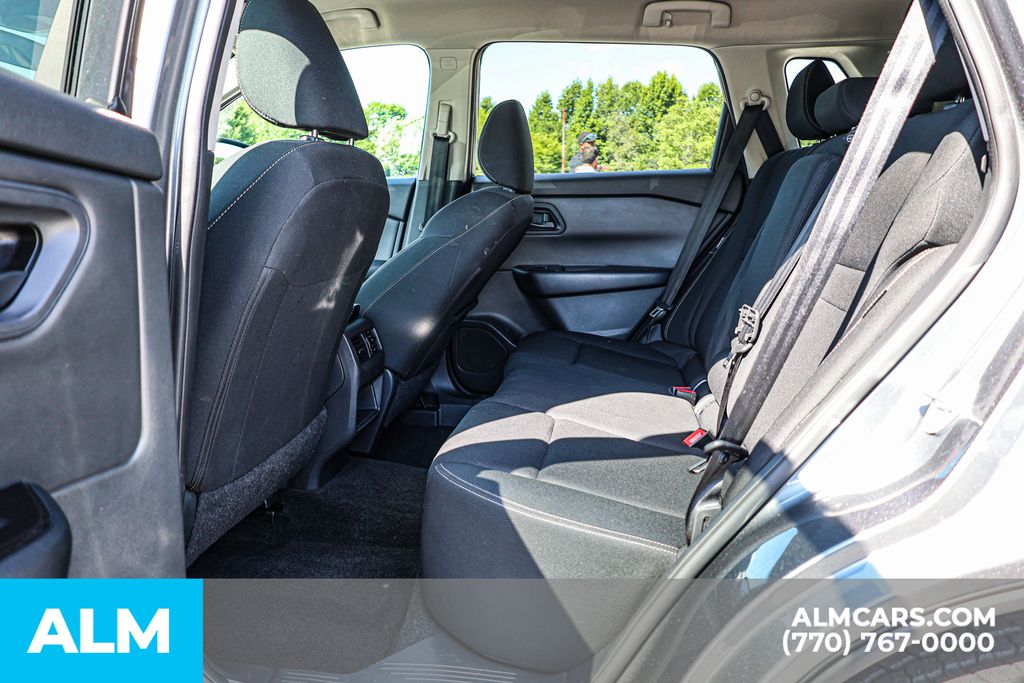 Used 2024 Gray Nissan S image 19