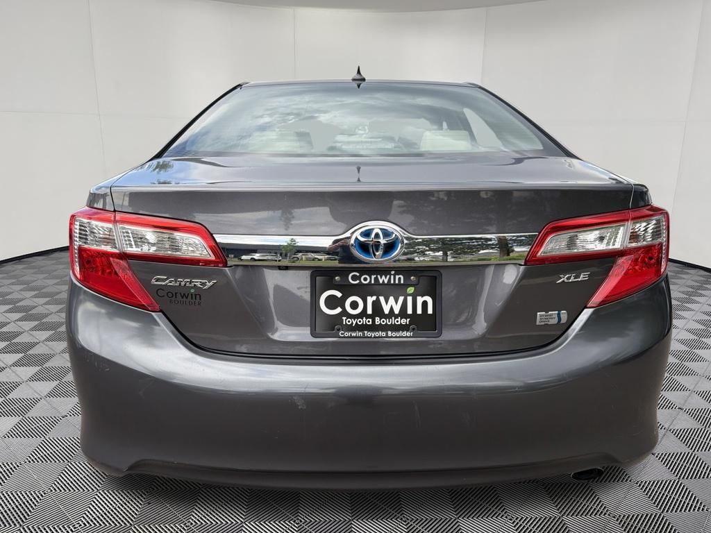 View vehicle photo 7
