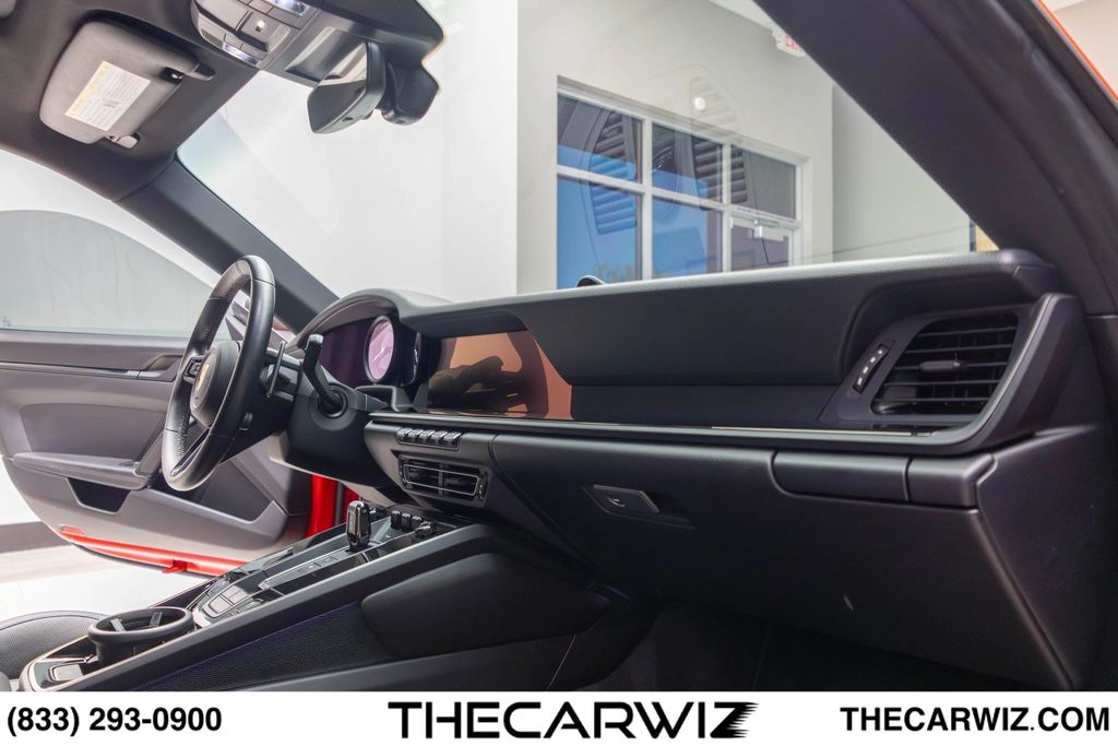 2023 Porsche 911