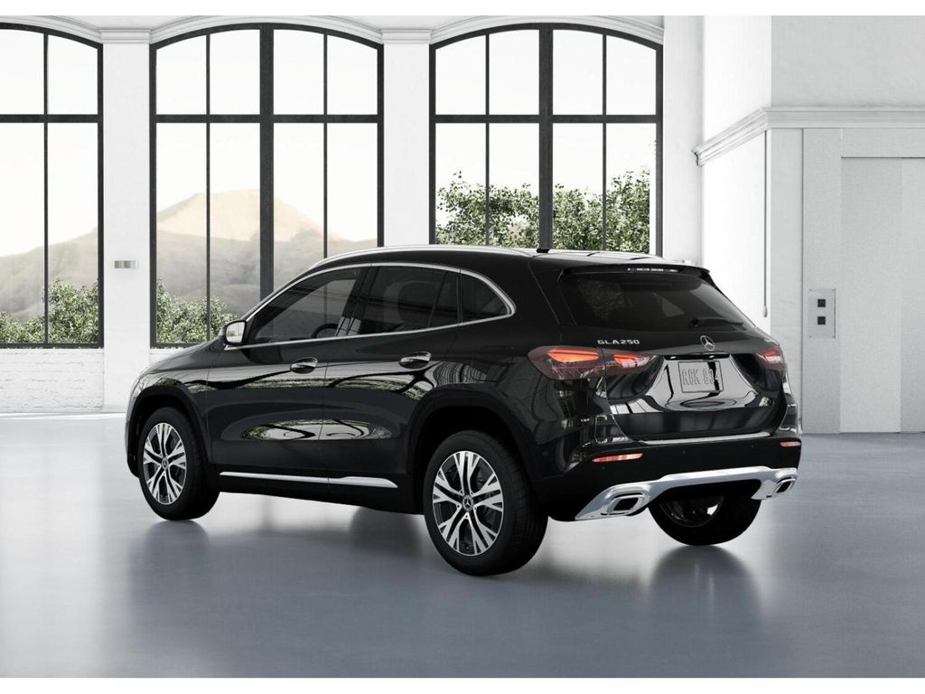 Thumbnail: 2026 Mercedes-Benz GLA - 29