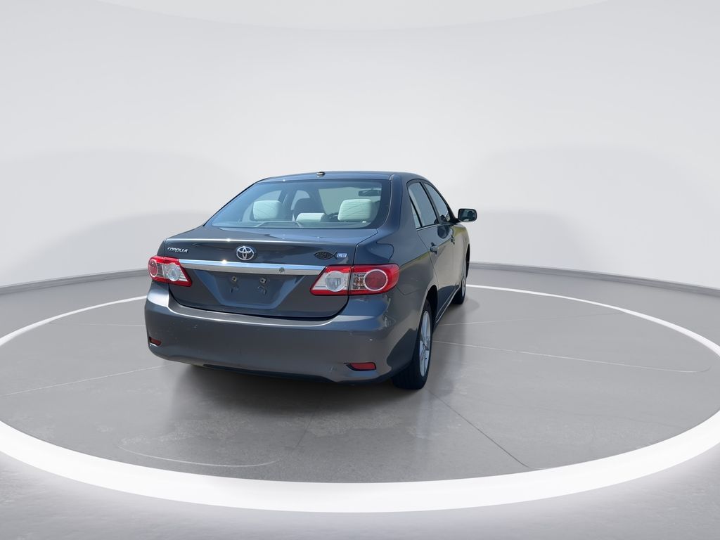 Thumbnail: 2013 Toyota Corolla - 7