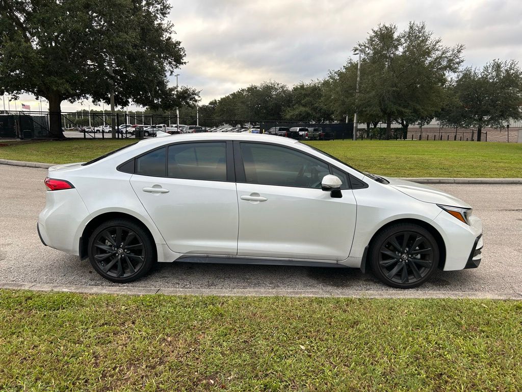 Thumbnail: 2025 Toyota Corolla - 6