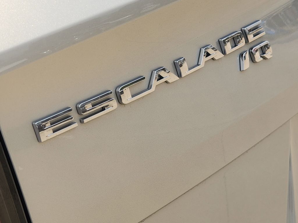 2025 Cadillac Escalade IQ Luxury 1 - 11