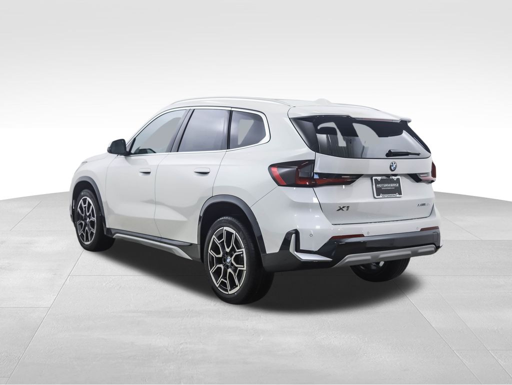 Thumbnail: 2026 BMW X1 - 3