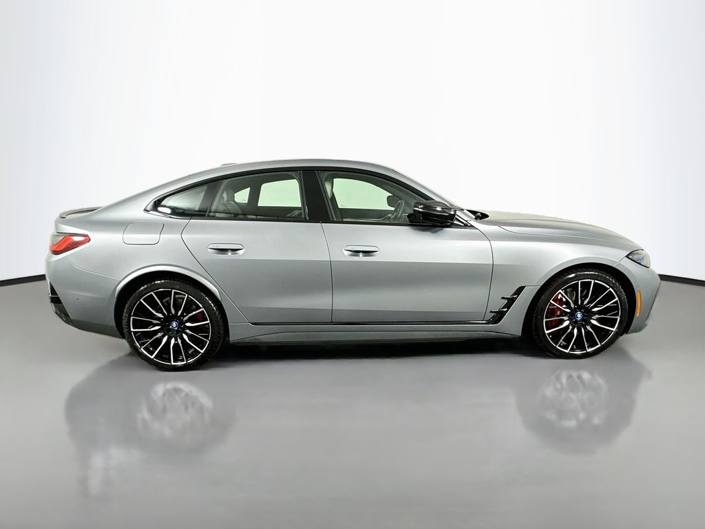 Thumbnail: 2023 BMW i4 - 4