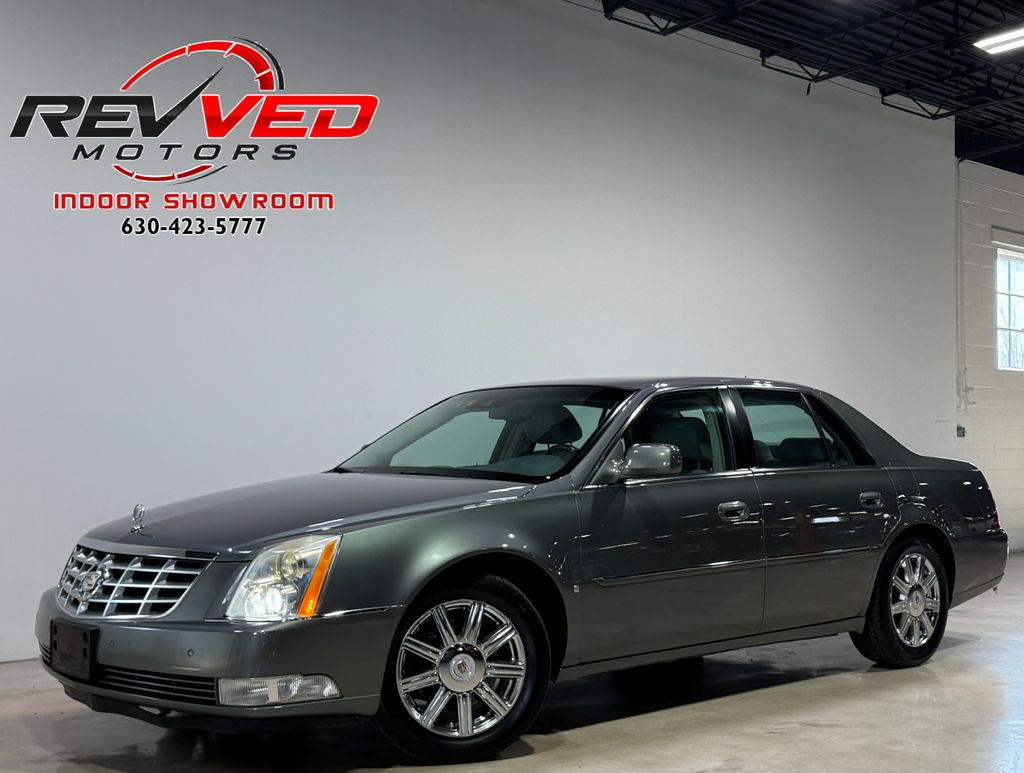 Titanium ChromaFlair 2008 Cadillac DTS FWD Sedan Front-Wheel Drive 4-Speed Automatic Overdrive