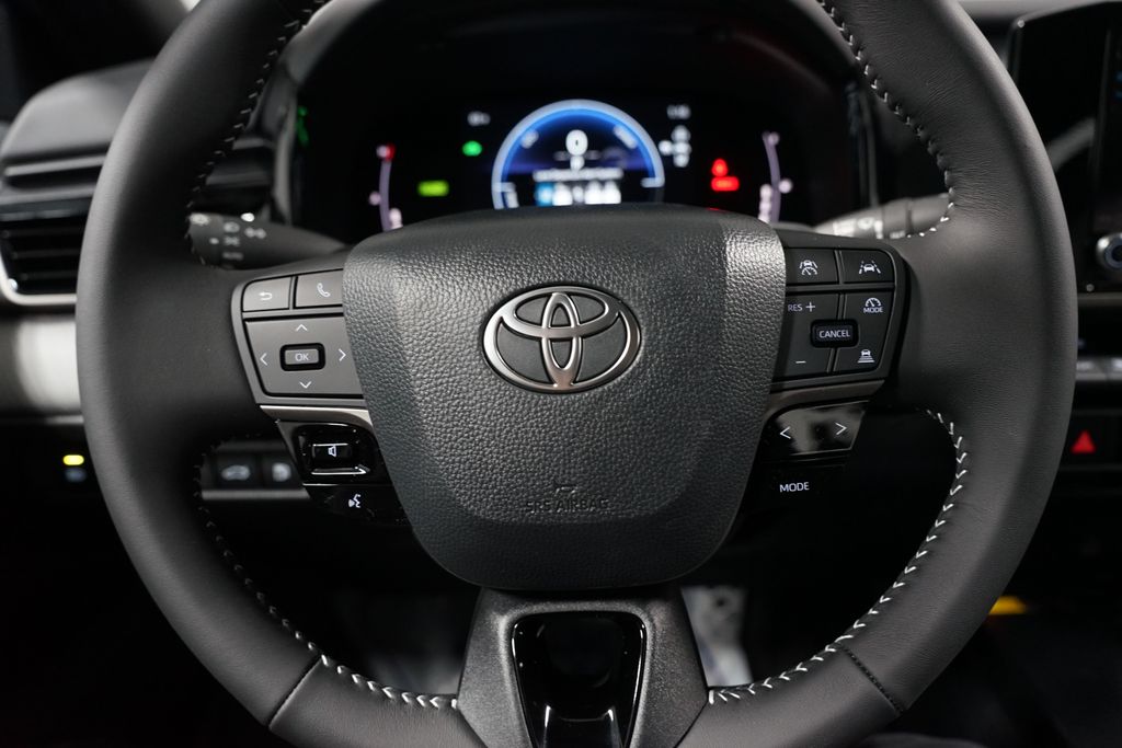 Thumbnail: 2026 Toyota Camry - 12