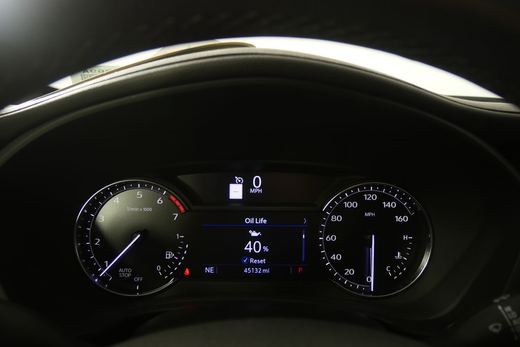 Thumbnail: 2020 Cadillac XT4 - 18