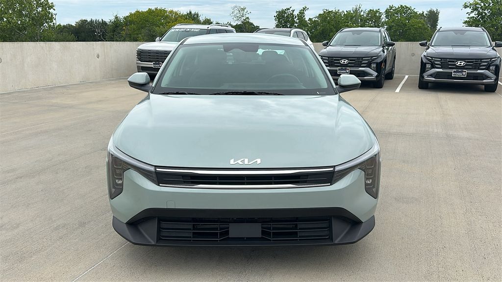 2025 Kia K4 LXS Blue at Baytown Hyundai