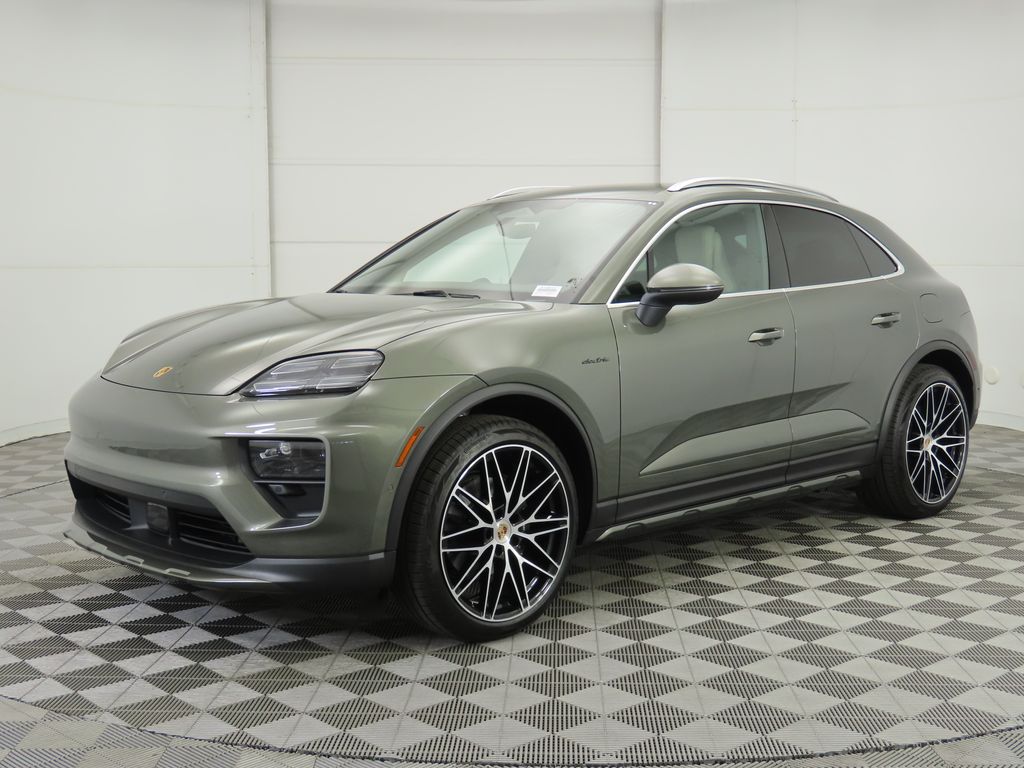 Thumbnail: 2025 Porsche Macan - 1