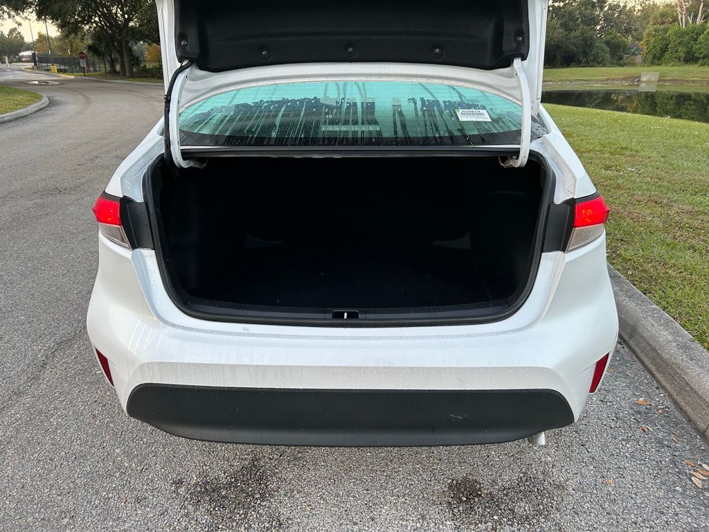 Thumbnail: 2023 Toyota Corolla - 10