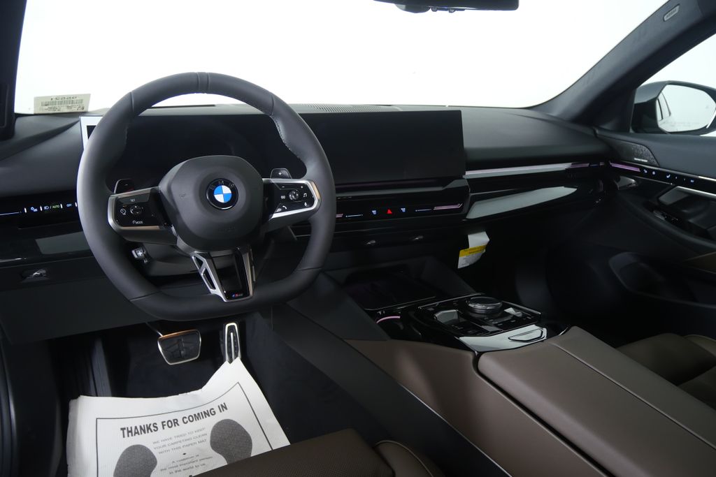 Thumbnail: 2026 BMW 5 Series - 17
