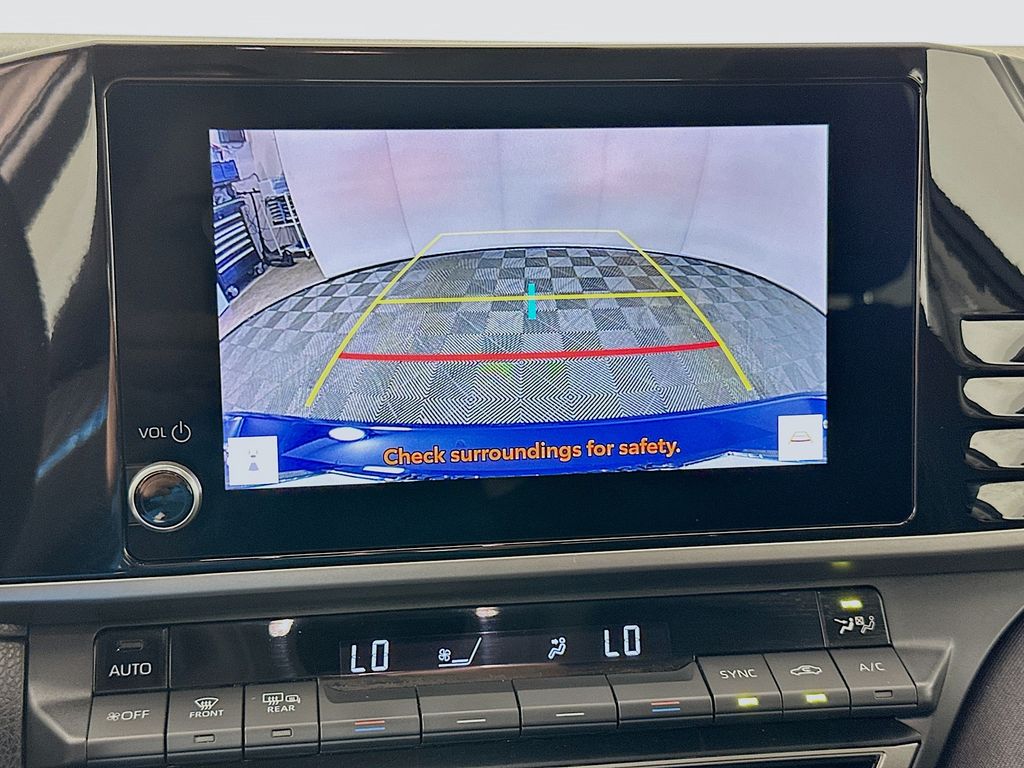 Thumbnail: 2025 Toyota Camry - 14