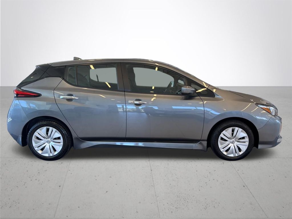 2023 Nissan Leaf S