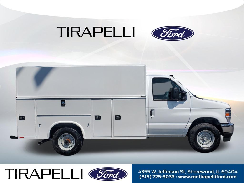 New 2026 White Ford Base image 4