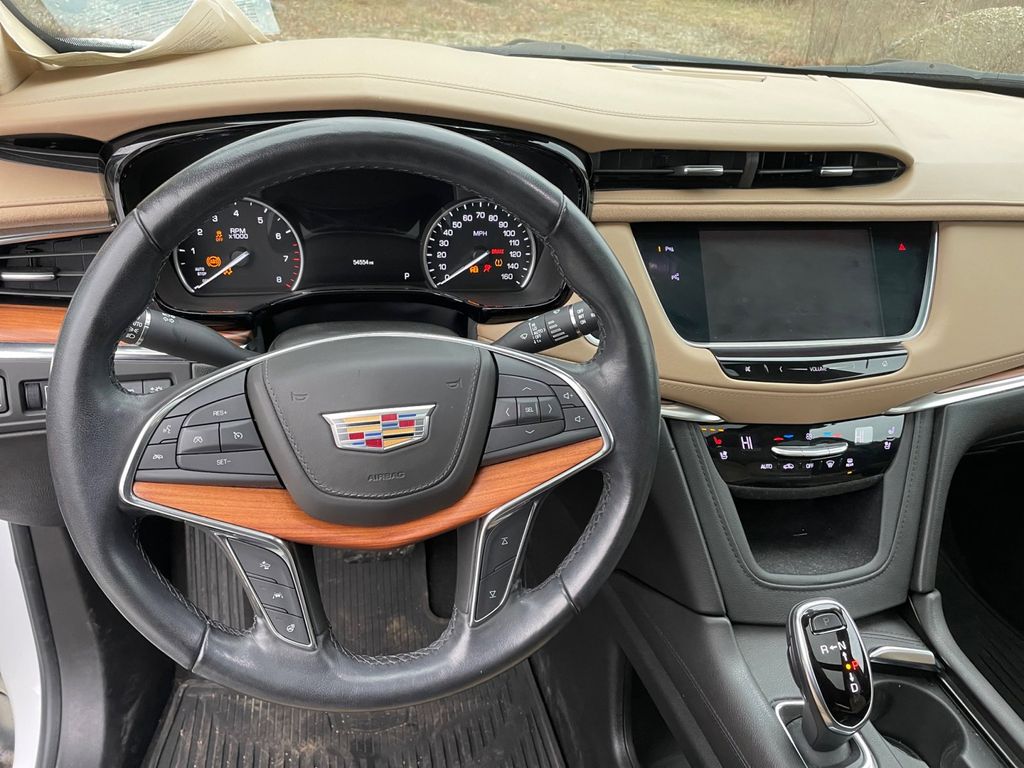 2019 Cadillac XT5 Platinum 9