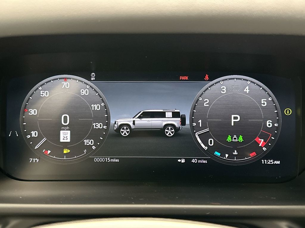 2024 Land Rover Defender 110 15