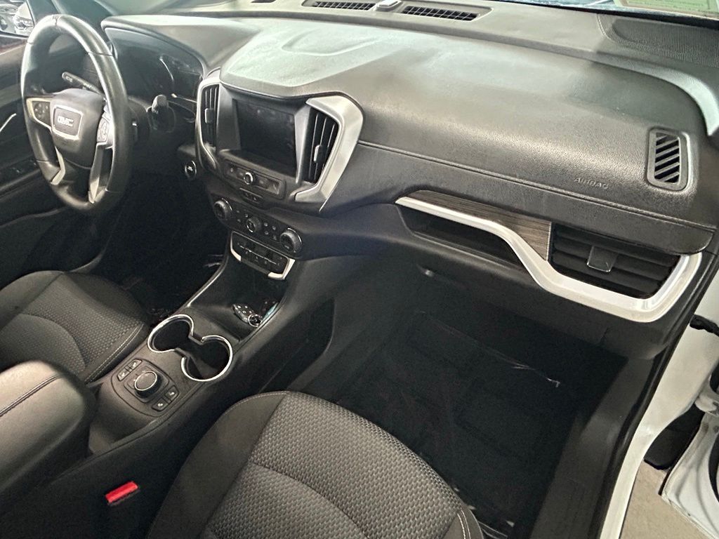 Used 2023 Summit White GMC SLE image 37