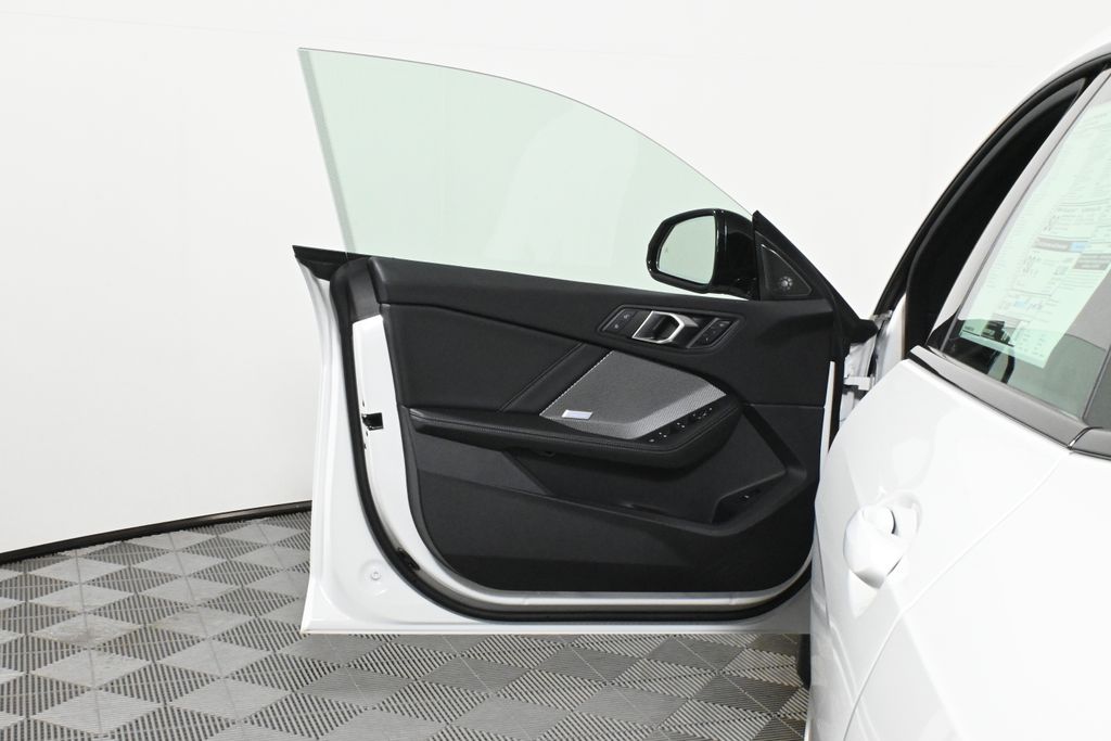 Thumbnail: 2026 BMW 2 Series - 28