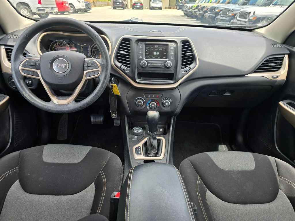 2017 Light Brownstone Pearlcoat Jeep Cherokee Sport 4X4 SUV