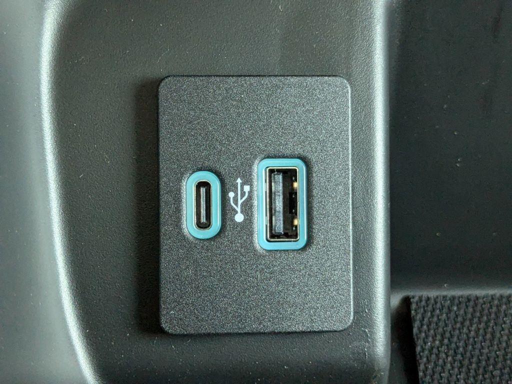2024 Ford F-150 Lightning Pro