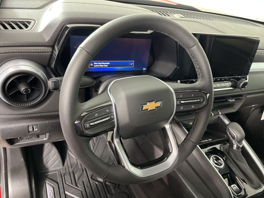 Thumbnail: 2026 Chevrolet Colorado - 24