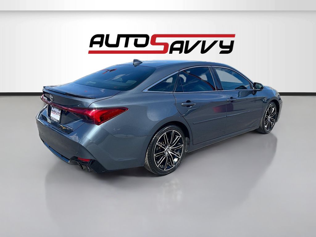 Used 2019 Gray Toyota Touring image 7