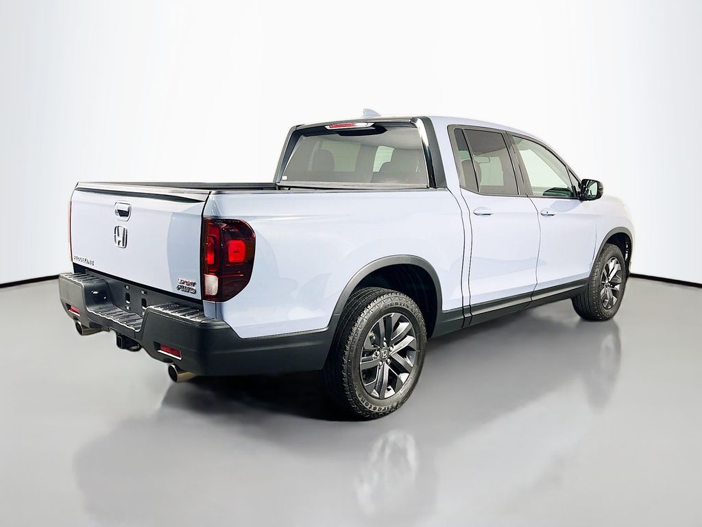 View vehicle photo 5