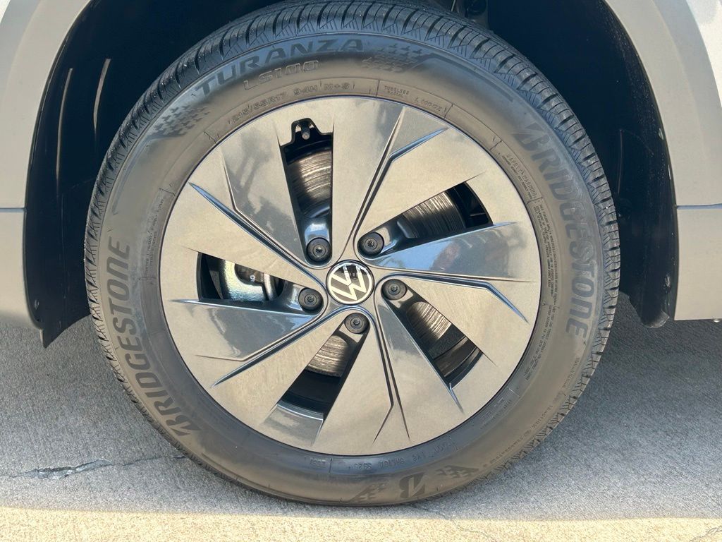 New 2026 Gray Volkswagen 1.5T S image 35