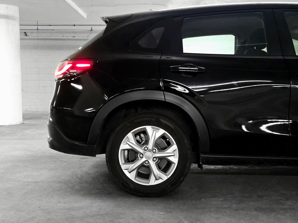 2023 Honda HR-V LX photo 15