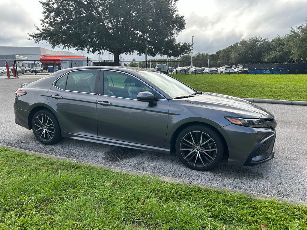 Thumbnail: 2021 Toyota Camry - 7