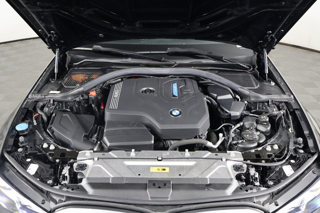 Thumbnail: 2023 BMW 3 Series - 15