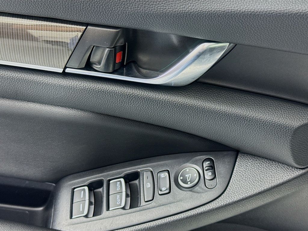 Used Car 2019 Honda Accord  Sport For Sale Under $20,000 In Austin, Texas