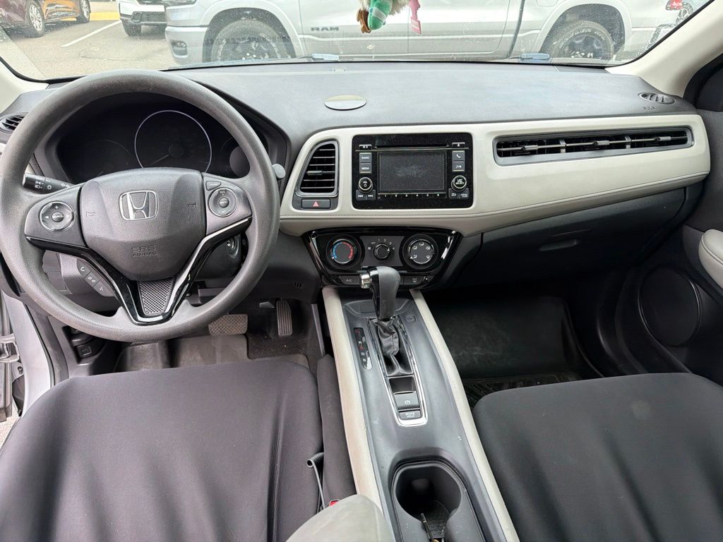 Used 2019 Silver Honda LX image 10