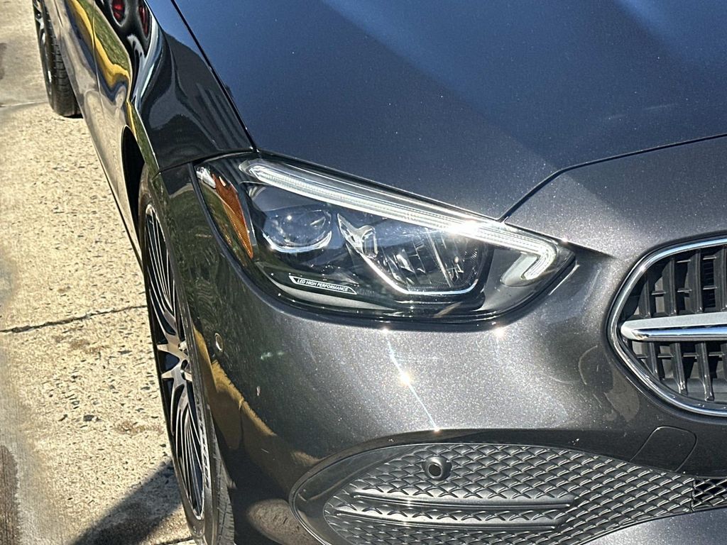 Thumbnail: 2025 Mercedes-Benz C-Class - 4