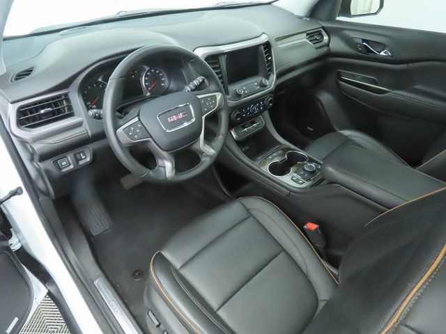 2023 GMC Acadia AT4 9